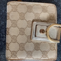 GUCCI 財布　取引き中