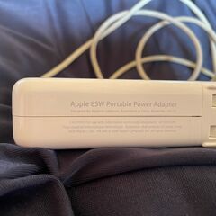 Apple 85W ラップトップの充電器