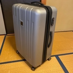 スーツケース（Calvin klein）80ℓ