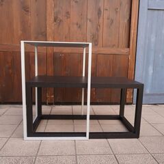 Cassina ixc.(カッシーナ イクスシー)で取り扱われていたピエロ・リッソーニ デザイン261 NOTE(ノート)ローテーブル/サイドテーブル！オーク材とスティールのモダンなリビングテーブル。CA441