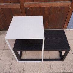 Cassina ixc.(カッシーナ イクスシー)で取り扱われていたピエロ・リッソーニ デザイン261 NOTE(ノート)ローテーブル/サイドテーブル！オーク材とスティールのモダンなリビングテーブル。CA441