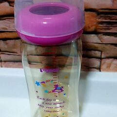 (取引成立)ピジョン母乳実感哺乳瓶240mlプラスチック製