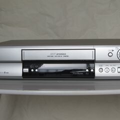VHSビデオカセットレコーダー　ビクター