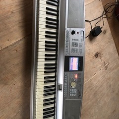 【中古】YAMAHA DGX-305