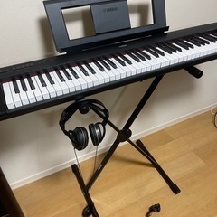 ヤマハ　電子ピアノ　ピアジェーロNP32黒　76鍵【ヘッドホン、...