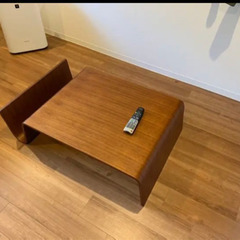 ローテーブル　ユニークデザインテーブル