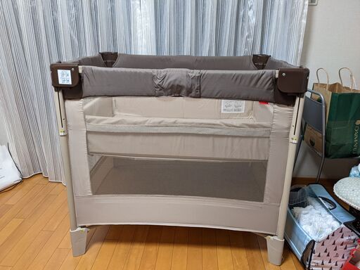 Apricaアップリカ ココネルエアー ベビーベッド www