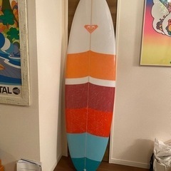 サーフィン　サーフボード　ニットケース　リーシュ　ワックス ロキシー サーフボード 6.4ft リーシュコード ワックス ニットケース付