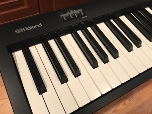 電子ピアノ Roland FP10 引っ越しのため売ります - 鍵盤楽器、ピアノ