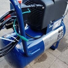 アネスト岩田製　エアコンプレッサー　エアーコンプレッサー　使用頻度低　オイルフリー エルフ オイルレスコンプレッサー ベビコン  コンプレッサー