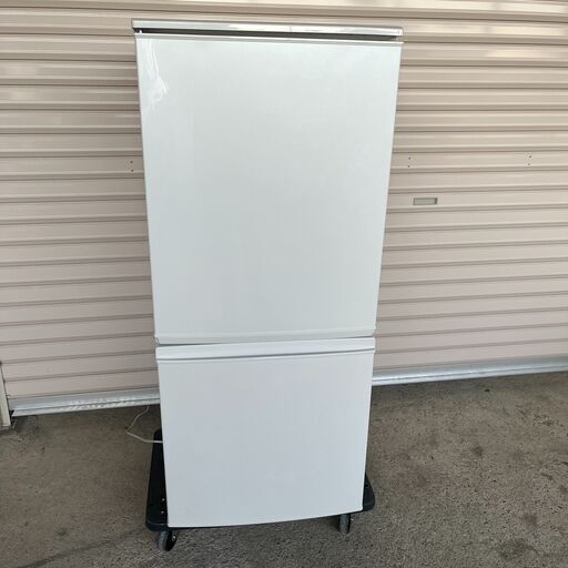 SHARP シャープ 冷蔵庫 SJ-D14B-W 2016年製 137L 冷凍冷蔵庫