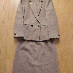 Burberrys】厚手アルパカ混ウール薄茶セットアップスーツ