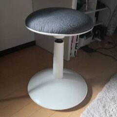 IKEA NILSERIK 椅子
