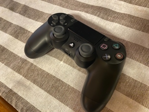 使用少ない 美品 SONY PlayStation4 CUH-2200AB01 PlayStation 4