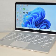 中古軽量ノートPC 最新Windows11+office 爆速SSD256GB 富士通 LIFEBOOK 