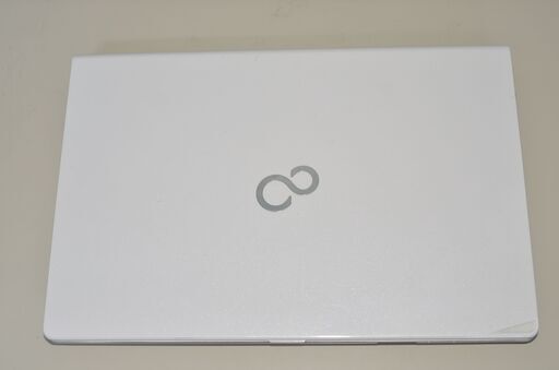 軽量ノートPC 最新Windows11+office 爆速SSD256GB 富士通 LIFEBOOK