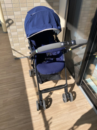 アップリカ　カルーンエアー　ベビーカー　AB 軽量3.9Kg おまけつき