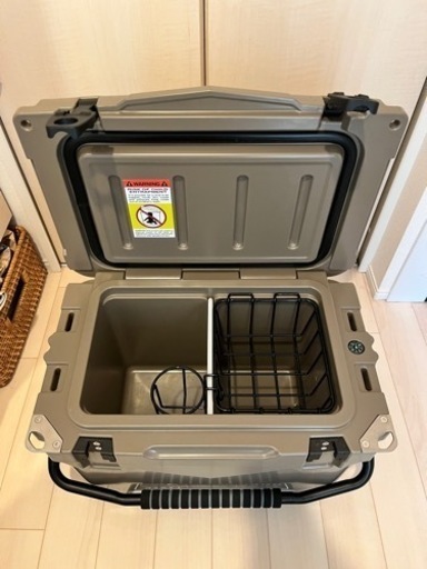 ドベルグ×アイスランド クーラーボックス20QT DVERG×ICELAND ハード