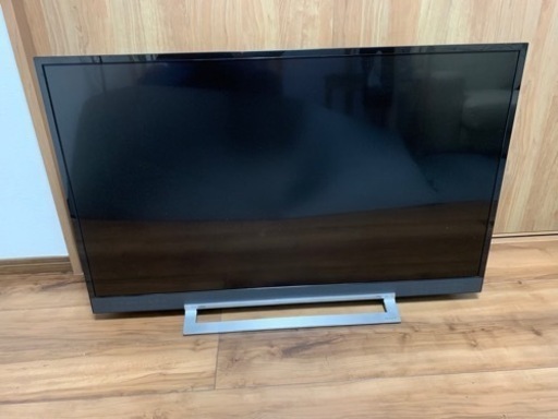 東芝　43v型液晶テレビREGUZA