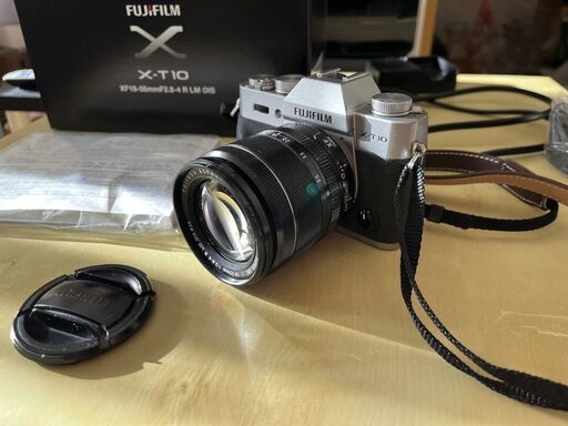 FujiFilm　XT-10 カメラ + レンズ