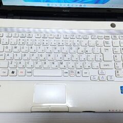 ☆NEC W11/core i7/4GB/爆速SSD/オフィス/カメラ/機能満載