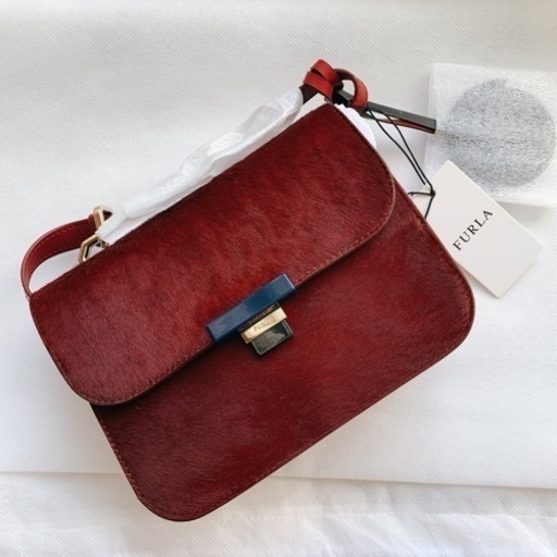 【新品・未使用】イタリア限定希少FURLAフルラハンドバッグ秋冬ショルダーバッグプレゼント人気