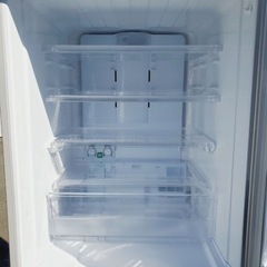 ✨2018年製✨1724番 SHARP✨ノンフロン冷凍冷蔵庫✨SJ-W352D-N‼️