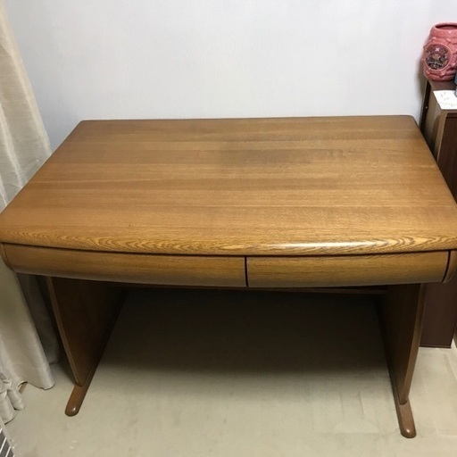 大塚家具　机