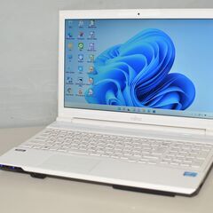 最新Windows11+office 新品爆速SSD512GB 富士通 LIFEBOOK AH47/K i7-3632QM/メモリ8GB/15.6インチ/DVDマルチ/USB3.0/カメラ/便利なソフト 最新Windows11+office 新品爆速SSD512GB 富士通 LIFEBOOK AH47/K i7