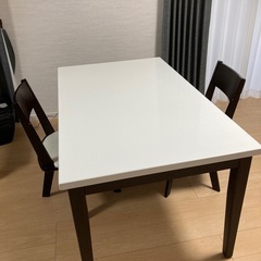 ニトリ　ダイニングテーブル(可能であれば椅子なし)