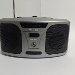 AM/FM PORTABLE COMPACT RADIO