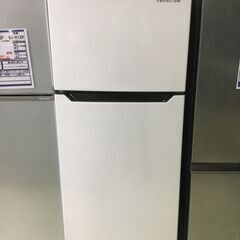 中古の冷蔵庫　Hisense　HR-B12C 2020年製です。