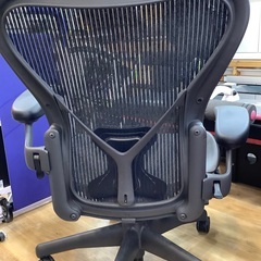 取りに来れる方限定！【Herman Miller】アーロンチェアです！！