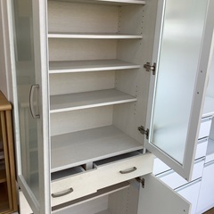 取りに来れる方限定！【ニトリ】2枚扉食器棚です！！
