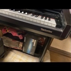 Technic 電子ピアノ  早い者勝ち