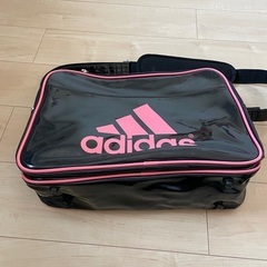 スポーツ　バッグ　adidas