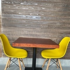 テーブル・イスセット