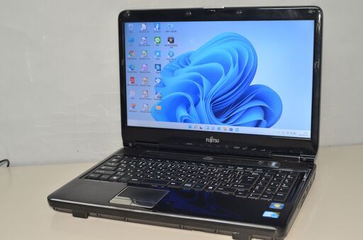 中古 最新Windows11+office 富士通 AH550/5A i5-450M/HDD750GB/メモリ4GB/15.6インチ/無線内蔵/USB3.0/ブルーレイ/便利なソフト多数
