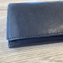 ダコタの財布。