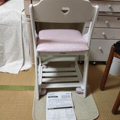 【ネット決済】コイズミ　学習チェア　木製椅子4段階調節　白×ピン...