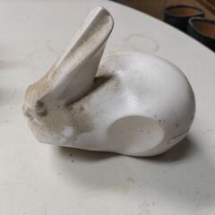 （中古）ウサギの置物（陶器製）
