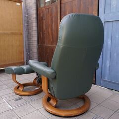 北欧ノルウェーのメーカーEKORNES(エコーネス)社のストレスレスチェアー コンサル(M)です！！リビングはもちろんシアタールームなどにおススメの北欧デザインのパーソナルチェアー♪CA515