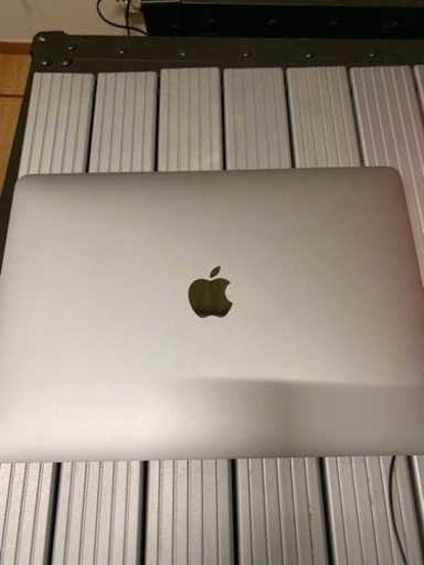 MacBook Pro 2017 256SSD メモリ8GB 13インチ