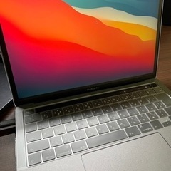 MacBook pro 2020 Intelモデル　13インチ