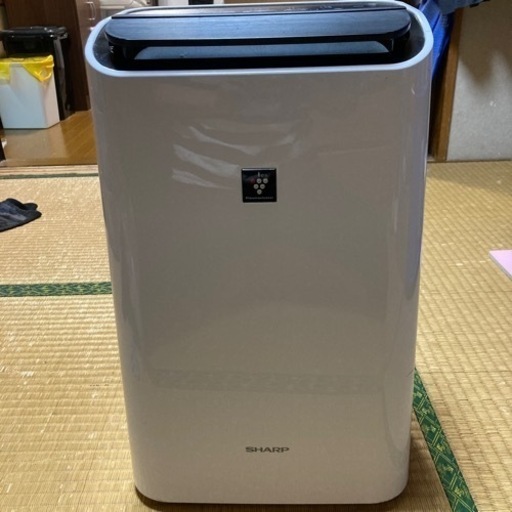 シャープ　除湿機　（商談中）