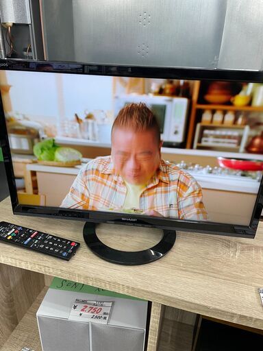 リサイクルショップどりーむ天保山店　No８４　液晶テレビ　シャープ　２２型　２０１８年製　中古