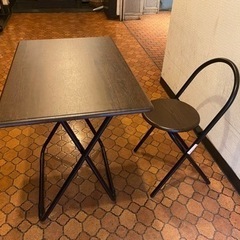 折り畳み　机と椅子セット