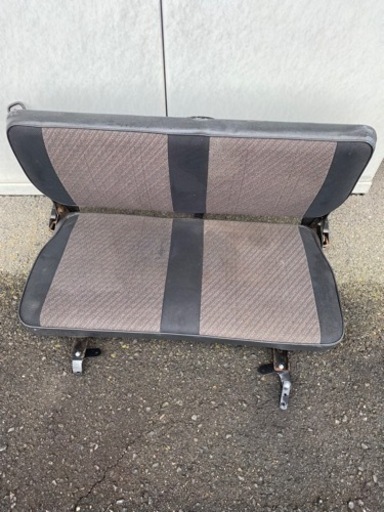 車のパーツ 早急に‼️H6 JA11 リアシート車検用に如何ですか？