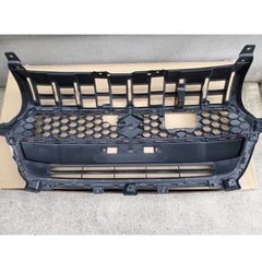 SUZUKI スイフト フロントグリル