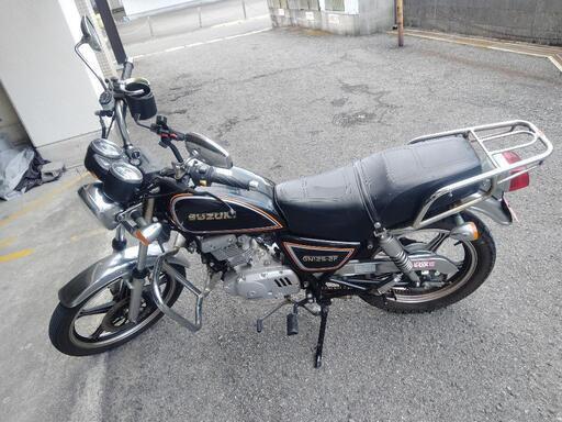 バイク gn125-2f